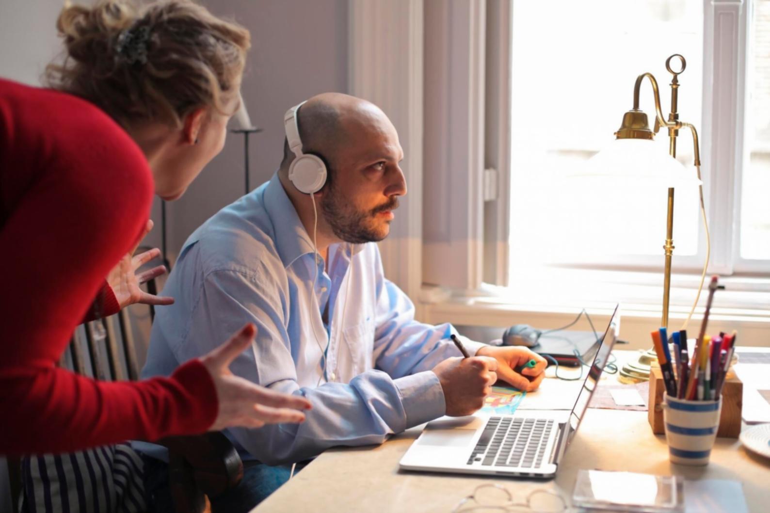 Suivi et ajustement des prévisions financières